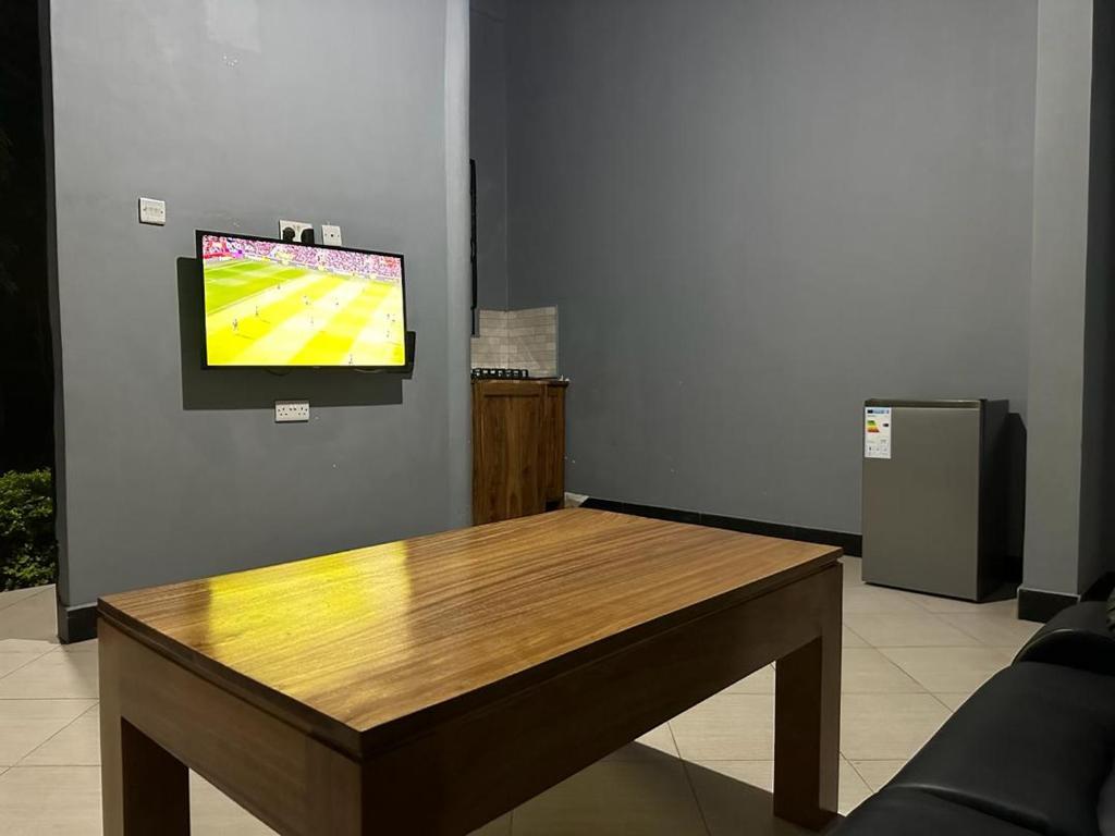 Deluxe one-bedroom apartment living room